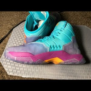 Under Armour steph curry 2.5  multicolor size 7Y